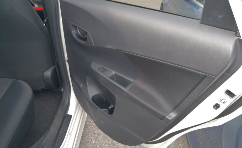 SUBARU TREZIA 1.3i Sports Limited 2012