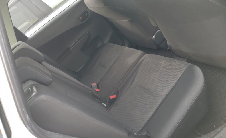 SUBARU TREZIA 1.3i Sports Limited 2012