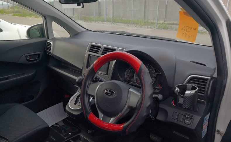 SUBARU TREZIA 1.3i Sports Limited 2012