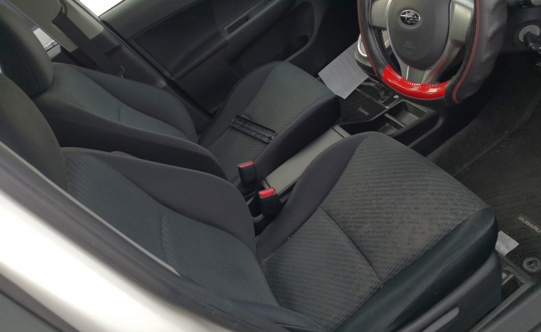 SUBARU TREZIA 1.3i Sports Limited 2012
