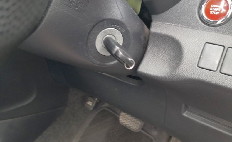 SUBARU TREZIA 1.3i Sports Limited 2012