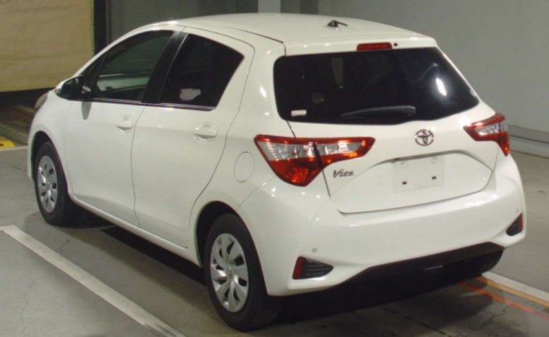 TOYOTA VITZ F 2019