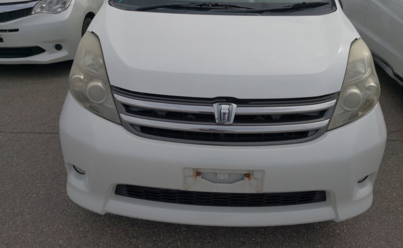 TOYOTA ISIS Platana Limited 2009
