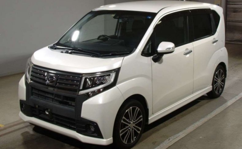 DAIHATSU MOVE RS SA2 2015