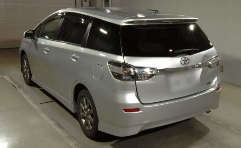 TOYOTA WISH 1.8G 2013