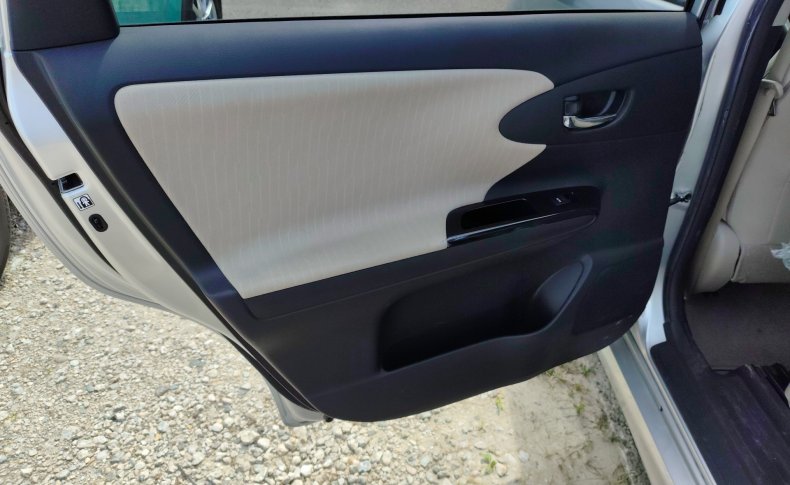 TOYOTA WISH 1.8G 2013