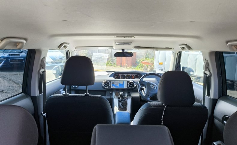 TOYOTA COROLLA RUMION 1.5G 2010