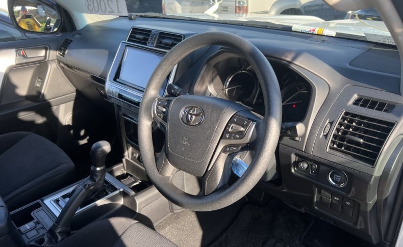 TOYOTA LAND CRUISER PRADO TX 4WD 2020