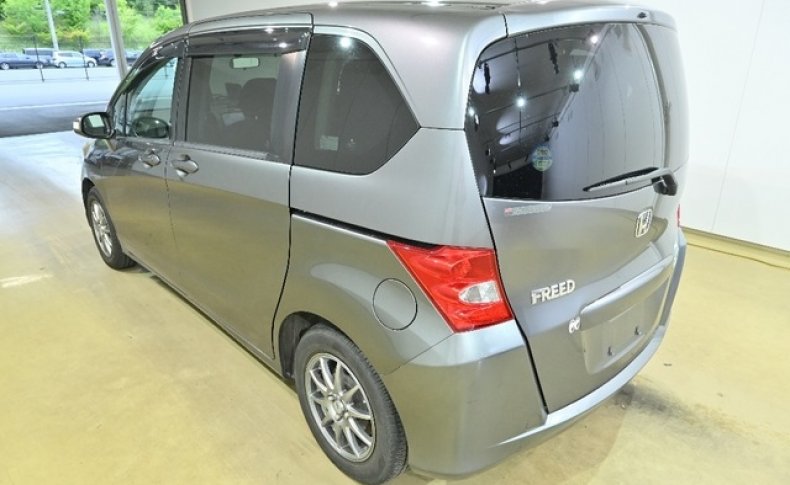 HONDA FREED G L Package 8seats 2009