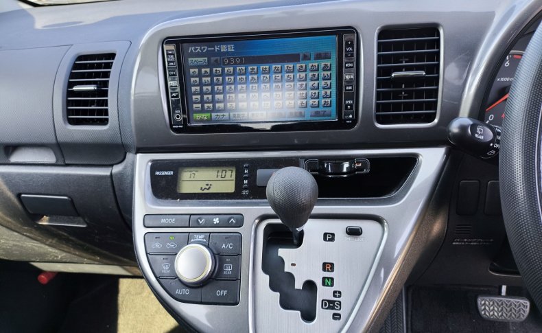 TOYOTA WISH X 2008