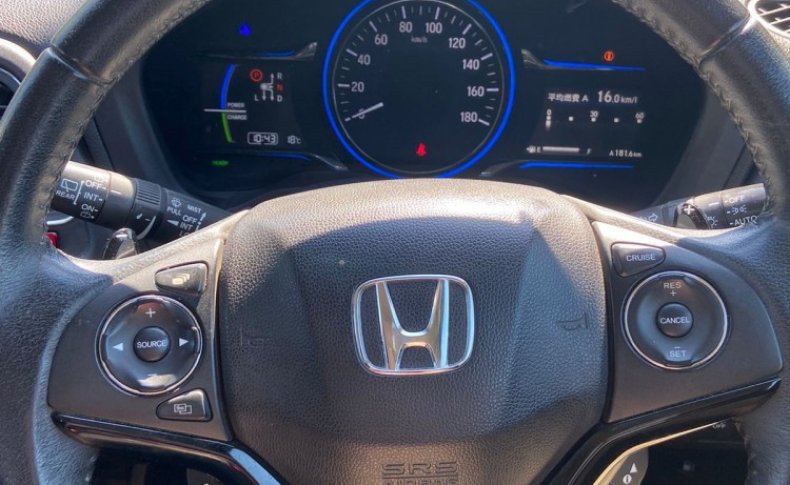 HONDA VEZEL Hybrid 4WD 2014