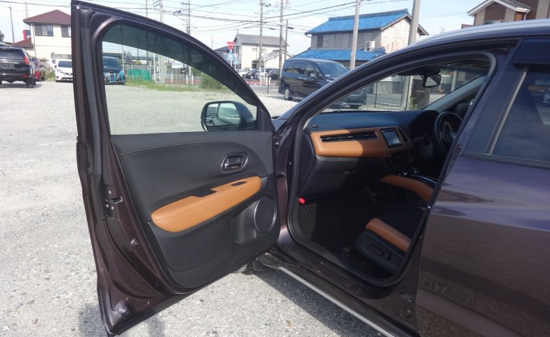 HONDA VEZEL HYBRID 4WD HYBRID Z*HONDA SENSING 2018