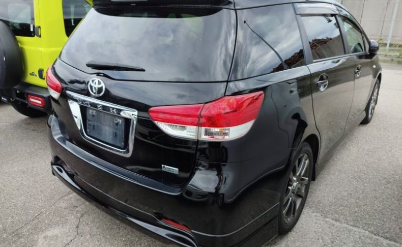 TOYOTA WISH 1.8 S 2009
