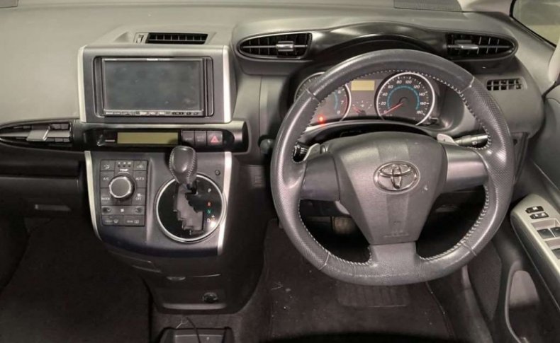TOYOTA WISH 1.8 S 2009