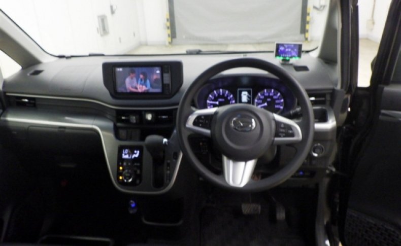 DAIHATSU MOVE Custom X 2015