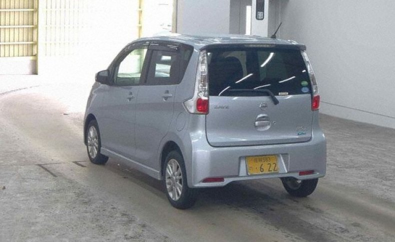 NISSAN DAYZ HIGHWAY STAR X 2013