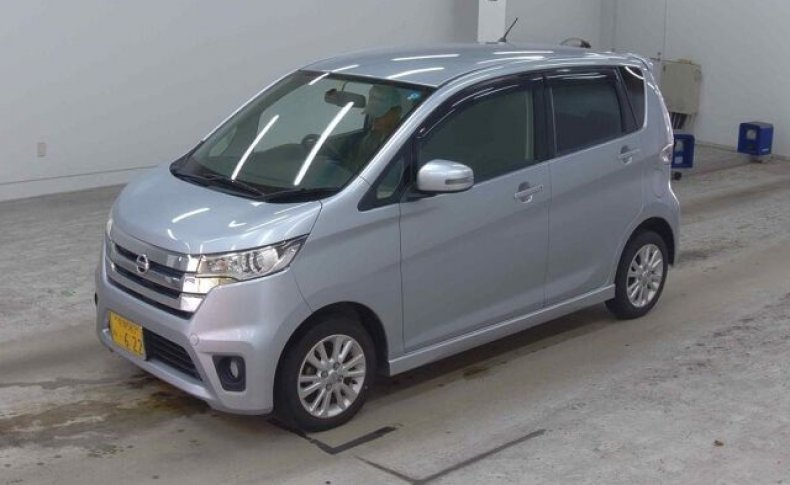 NISSAN DAYZ HIGHWAY STAR X 2013