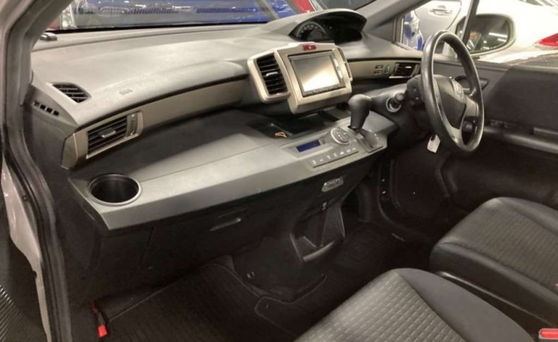 HONDA FREED SPIKE G Just Selection 2014
