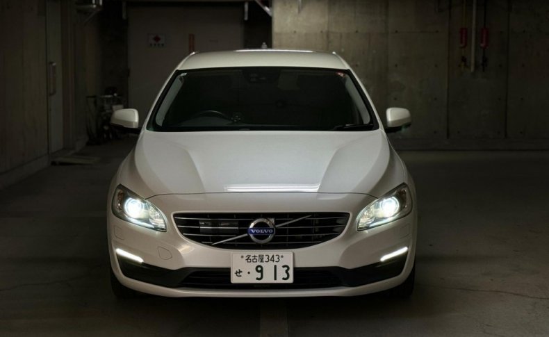 VOLVO V60 T3 SE 2016