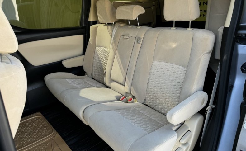TOYOTA VELLFIRE Hybrid 2.5 X 4WD 2015