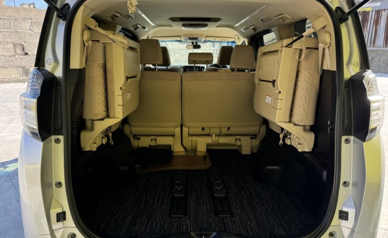 TOYOTA VELLFIRE Hybrid 2.5 X 4WD 2015