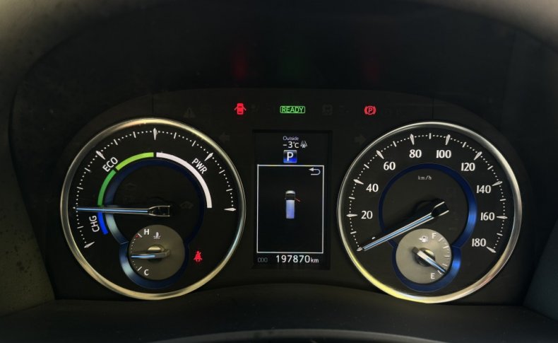 TOYOTA VELLFIRE Hybrid 2.5 X 4WD 2015
