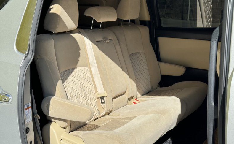 TOYOTA VELLFIRE Hybrid 2.5 X 4WD 2015