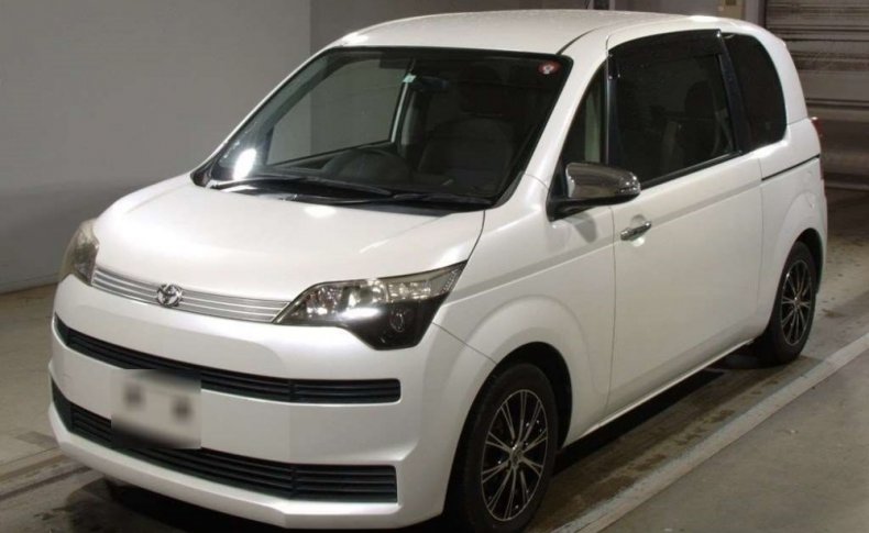 TOYOTA SPADE F 2014