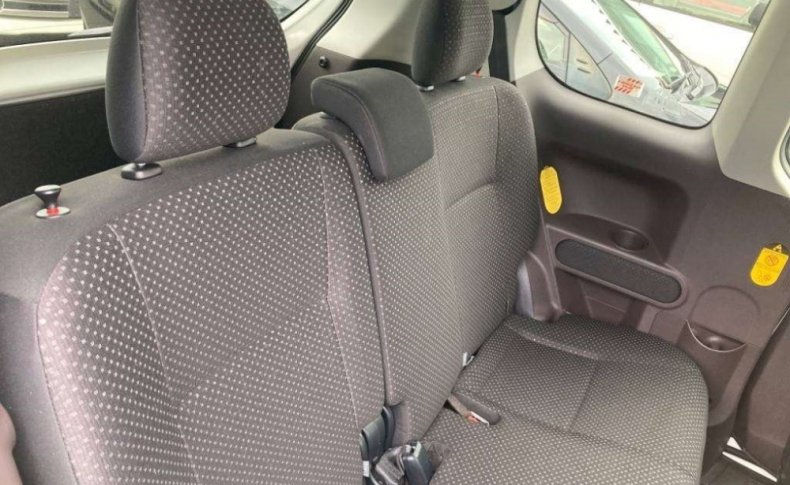 TOYOTA SPADE F 2014