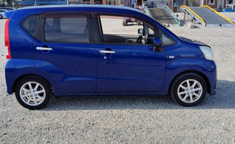 DAIHATSU MOVE 4WD X Turbo 2015