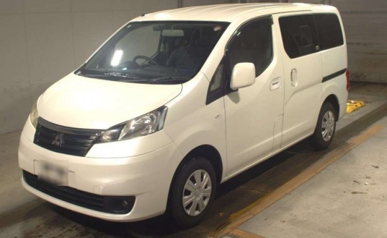 MITSUBISHI DELICA D:3 G 2014