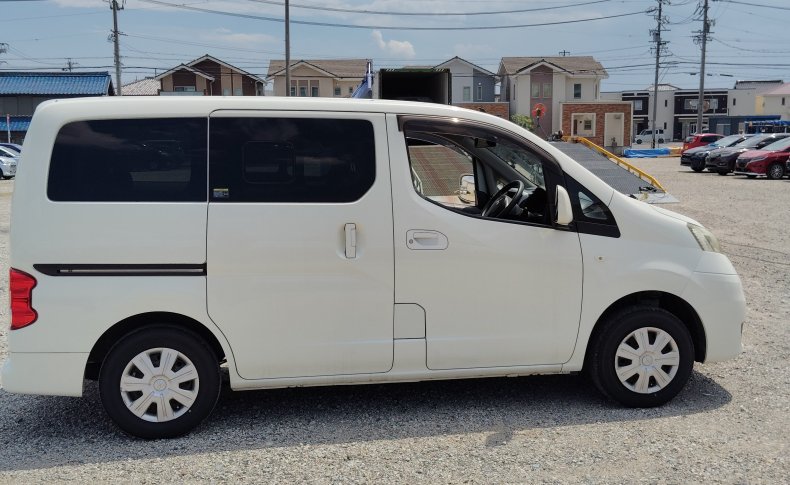 MITSUBISHI DELICA D:3 G 2014