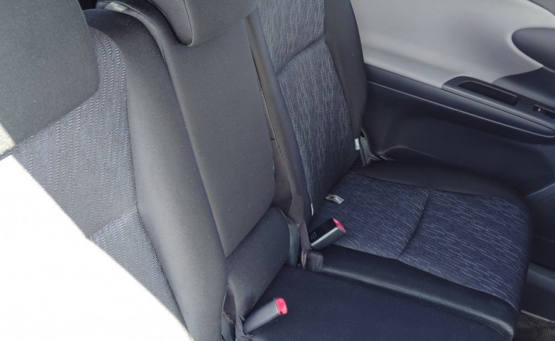 TOYOTA WISH 18X 2010