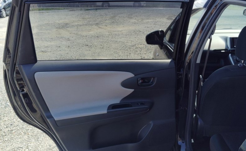 TOYOTA WISH 18X 2010