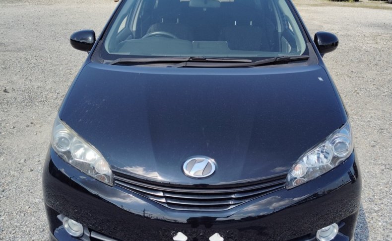 TOYOTA WISH 18X 2010
