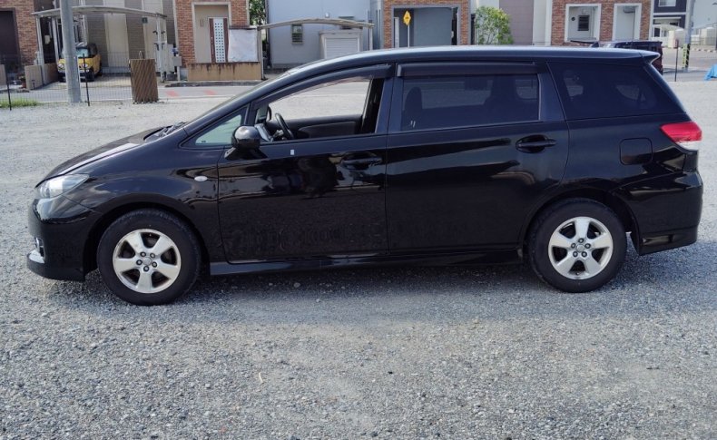 TOYOTA WISH 18X 2010