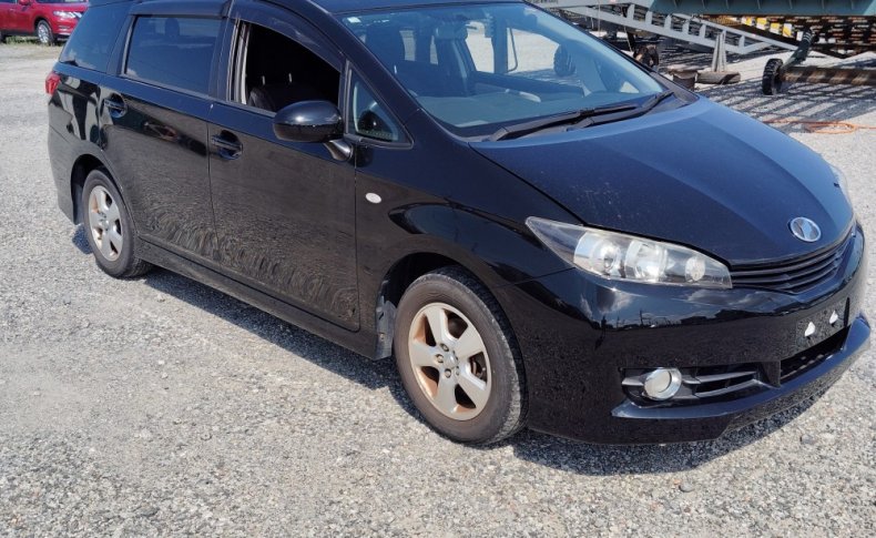 TOYOTA WISH 18X 2010