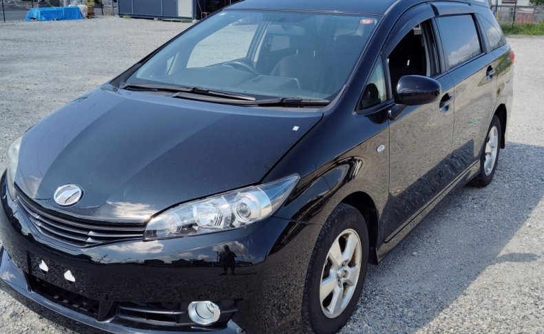 TOYOTA WISH 18X 2010