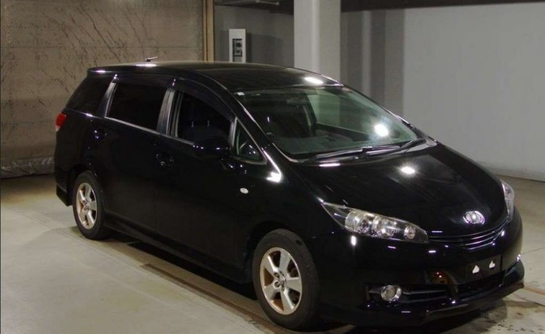 TOYOTA WISH 18X 2010