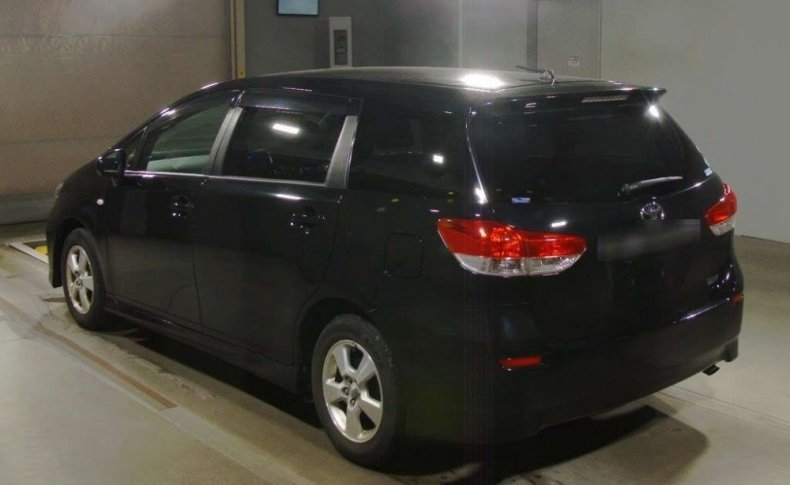 TOYOTA WISH 18X 2010