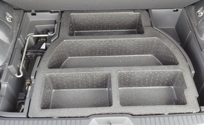 TOYOTA COROLLA RUMION S 2012