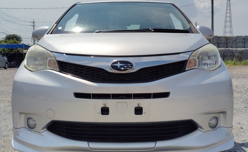SUBARU TREZIA 1.5I-S 2012