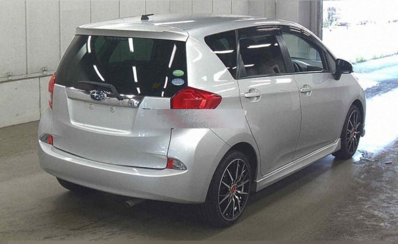 SUBARU TREZIA 1.5I-S 2012