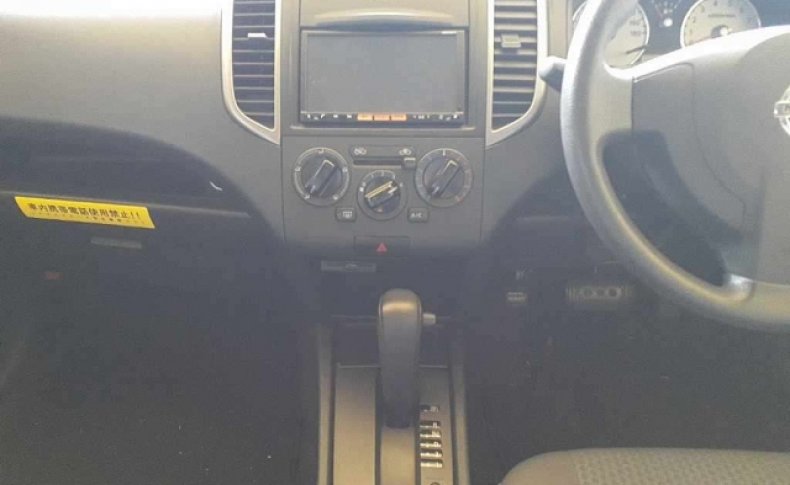 NISSAN WINGROAD 15S FOUR 4WD 2013
