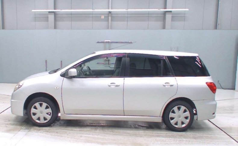 NISSAN WINGROAD 15S FOUR 4WD 2013