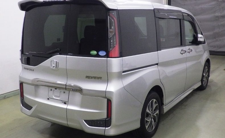 HONDA STEPWGN 4WD Cool Spirit 8seats 2015