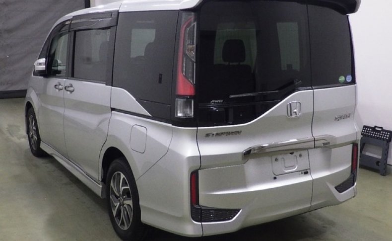 HONDA STEPWGN 4WD Cool Spirit 8seats 2015
