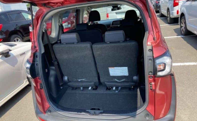 TOYOTA SIENTA G 2015