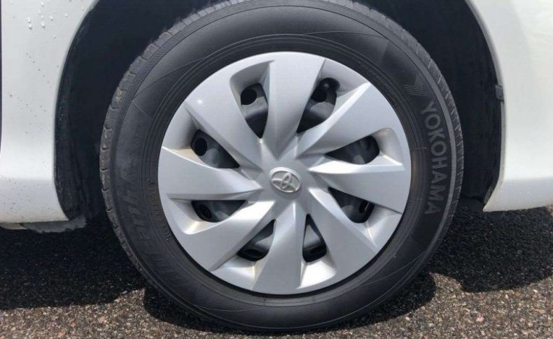 TOYOTA VITZ F 2019