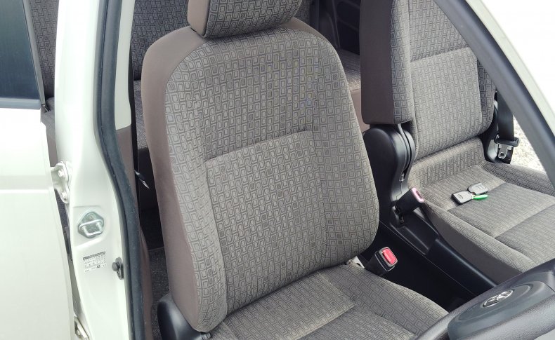 TOYOTA SPADE Х 2013